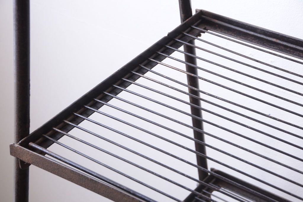 ヴィンテージ家具　ビンテージ　特大サイズ!組み立て式アイアンラック(陳列棚・ディスプレイラック)