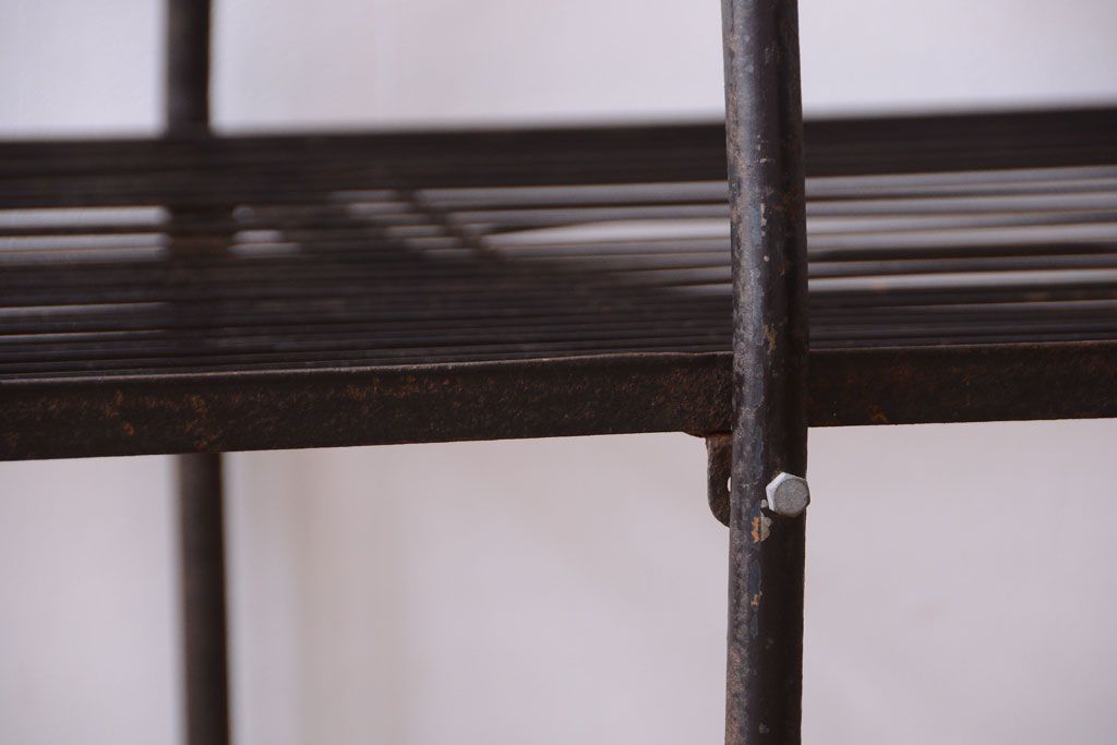 ヴィンテージ家具　ビンテージ　特大サイズ!組み立て式アイアンラック(陳列棚・ディスプレイラック)