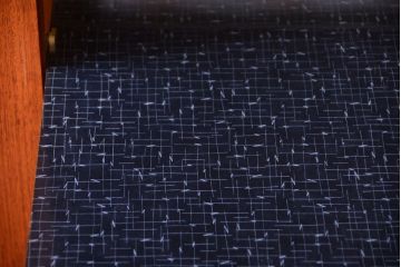 ビンテージ　北欧家具　チーク材のおしゃれな脚付きキャビネット(収納棚)