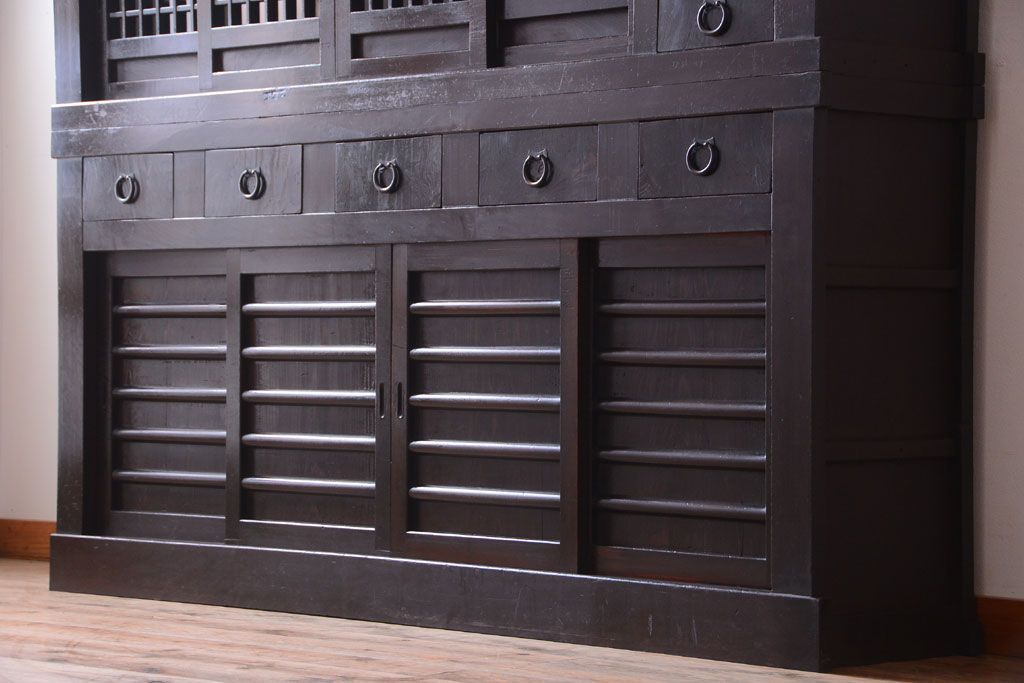 アンティーク家具　古民具・骨董　大正期　変わり型のモダンなアンティーク水屋箪笥