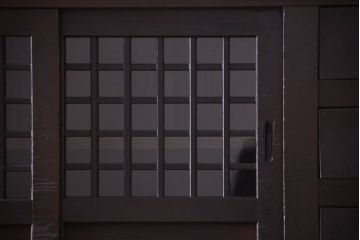 アンティーク家具　古民具・骨董　大正期　変わり型のモダンなアンティーク水屋箪笥