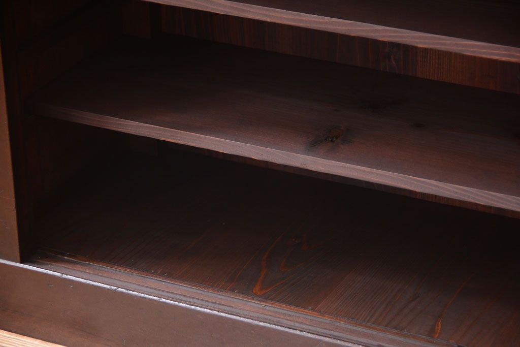 アンティーク家具　古民具・骨董　大正期　変わり型のモダンなアンティーク水屋箪笥