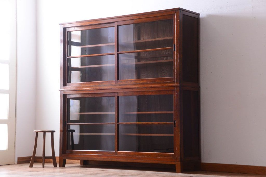 アンティーク家具　和製アンティーク　脚付き!古い木製の大きな重ね収納棚