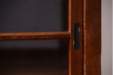 アンティーク家具　和製アンティーク　脚付き!古い木製の大きな重ね収納棚