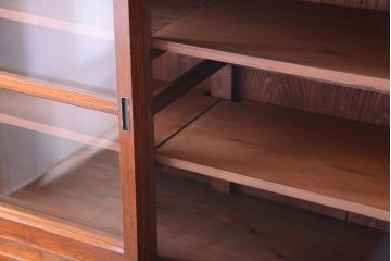 アンティーク家具　和製アンティーク　脚付き!古い木製の大きな重ね収納棚