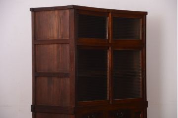 アンティーク家具　和製アンティーク　モールガラス入り!前面欅材の古い収納棚(食器棚)