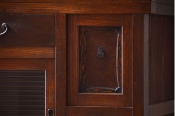 アンティーク家具　和製アンティーク　モールガラス入り!前面欅材の古い収納棚(食器棚)