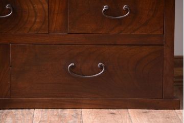 アンティーク家具　和製アンティーク　モールガラス入り!前面欅材の古い収納棚(食器棚)