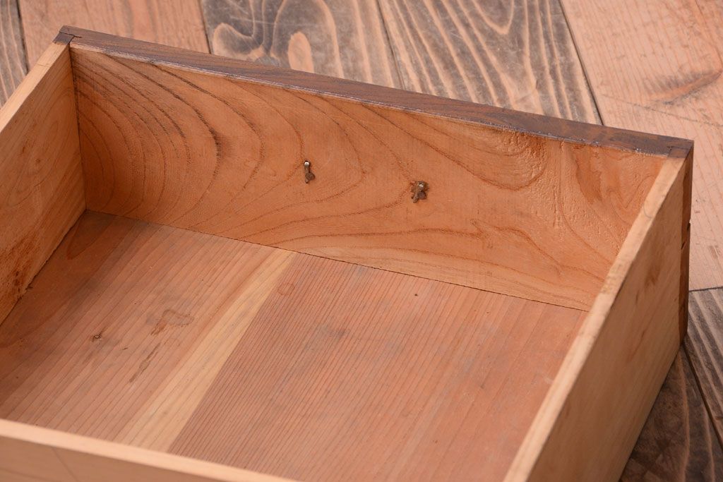 アンティーク家具　和製アンティーク　モールガラス入り!前面欅材の古い収納棚(食器棚)