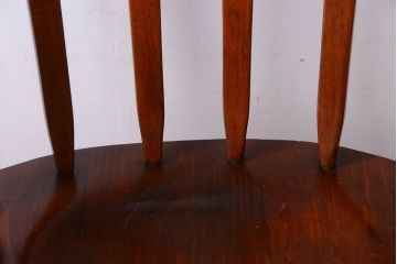 中古　輸入家具　大振りなアームチェア(1)