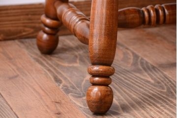 中古　輸入家具　大振りなアームチェア(1)