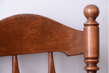 中古　輸入家具　大振りなアームチェア(2)