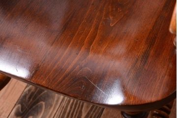 中古　輸入家具　大振りなアームチェア(2)