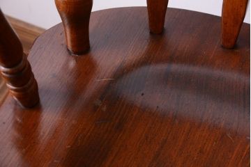 中古　輸入家具　大振りなアームチェア(2)