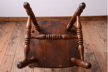 中古　輸入家具　大振りなアームチェア(2)