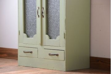 アンティーク家具　アンティークペイント　ダイヤガラス入りの小さな本箱(ブックケース)