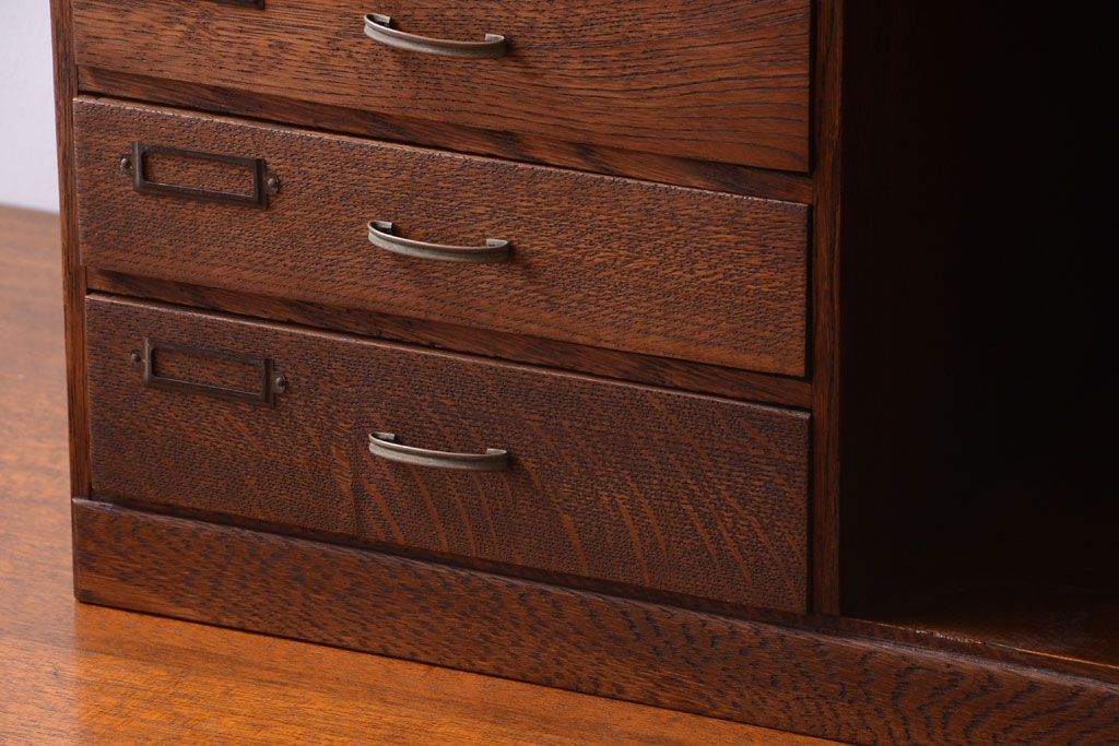 レトロ家具　アンティーク　古いナラ材のレトロな本立て付き小引き出し