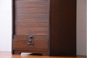 アンティーク家具　和製アンティーク　ナラ材製!シャッター付きの上質な古い小引き出し