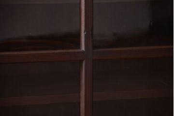 アンティーク家具　和製アンティーク　古い木製の脚付きサイドボード(収納棚)