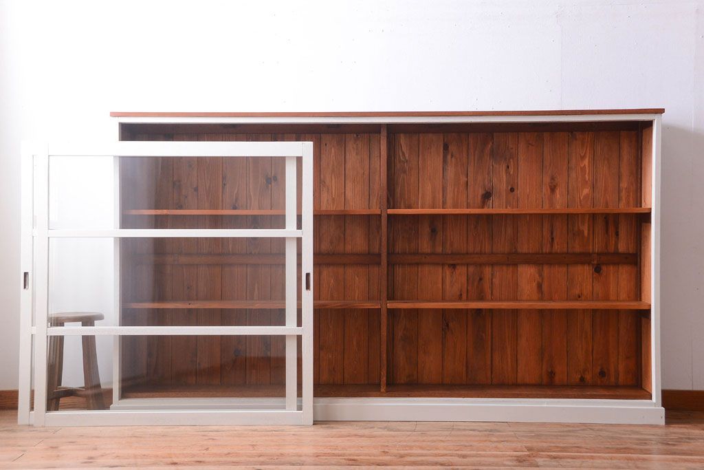 レトロ家具　アンティークペイント　特大サイズ!レトロな横長収納棚