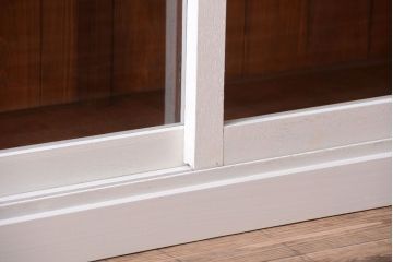 レトロ家具　アンティークペイント　特大サイズ!レトロな横長収納棚