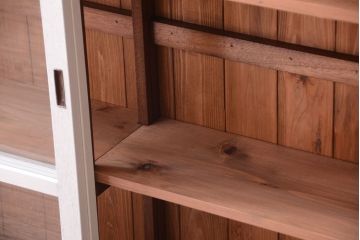 レトロ家具　アンティークペイント　特大サイズ!レトロな横長収納棚