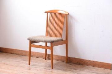 ヴィンテージ家具　飛騨産業　ビンテージキツツキ　食堂椅子(ダイニングチェア)(2)