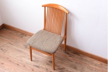ヴィンテージ家具　飛騨産業　ビンテージキツツキ　食堂椅子(ダイニングチェア)(2)