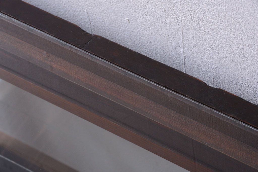 アンティーク家具　和製アンティーク　古い木製の背の低いガラスケース(ローボード)