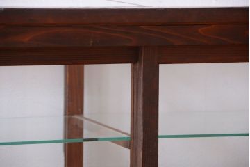 アンティーク家具　和製アンティーク　古い木製の背の低いガラスケース(ローボード)