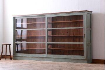 レトロ家具　アンティークペイント　特大サイズ!レトロな横長収納棚(2)