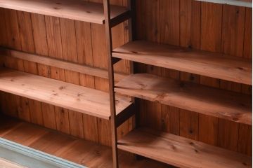 レトロ家具　アンティークペイント　特大サイズ!レトロな横長収納棚(2)