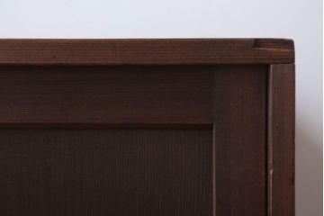 アンティーク家具　和製アンティーク　古い木製の小さな収納棚
