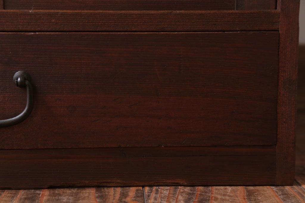 アンティーク家具　和製アンティーク　古い木製の小さな収納棚