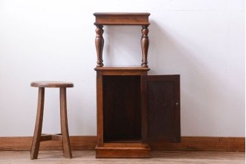 アンティーク家具　和製アンティーク　古い木製の上品なサイドテーブル(電話台)