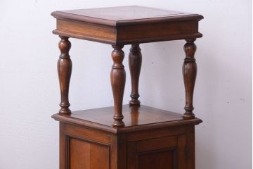 アンティーク家具　和製アンティーク　古い木製の上品なサイドテーブル(電話台)