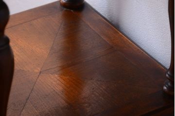 アンティーク家具　和製アンティーク　古い木製の上品なサイドテーブル(電話台)