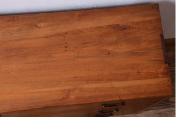 アンティーク家具　和製アンティーク　シンプルな木製チェスト(衣装箪笥)