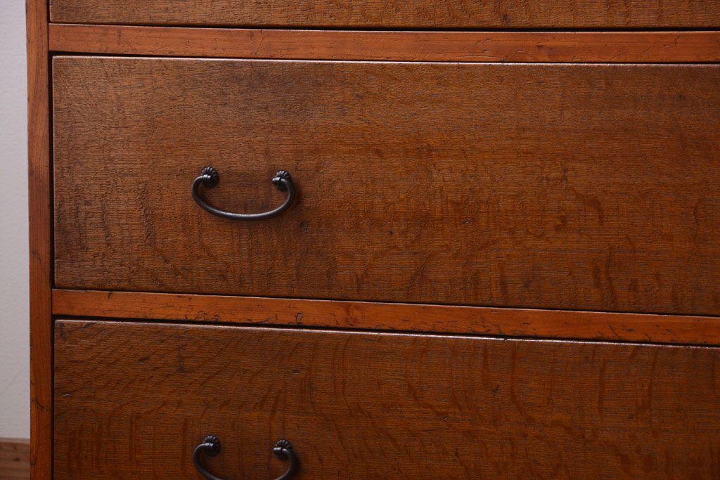 アンティーク家具　和製アンティーク　シンプルな木製チェスト(衣装箪笥)