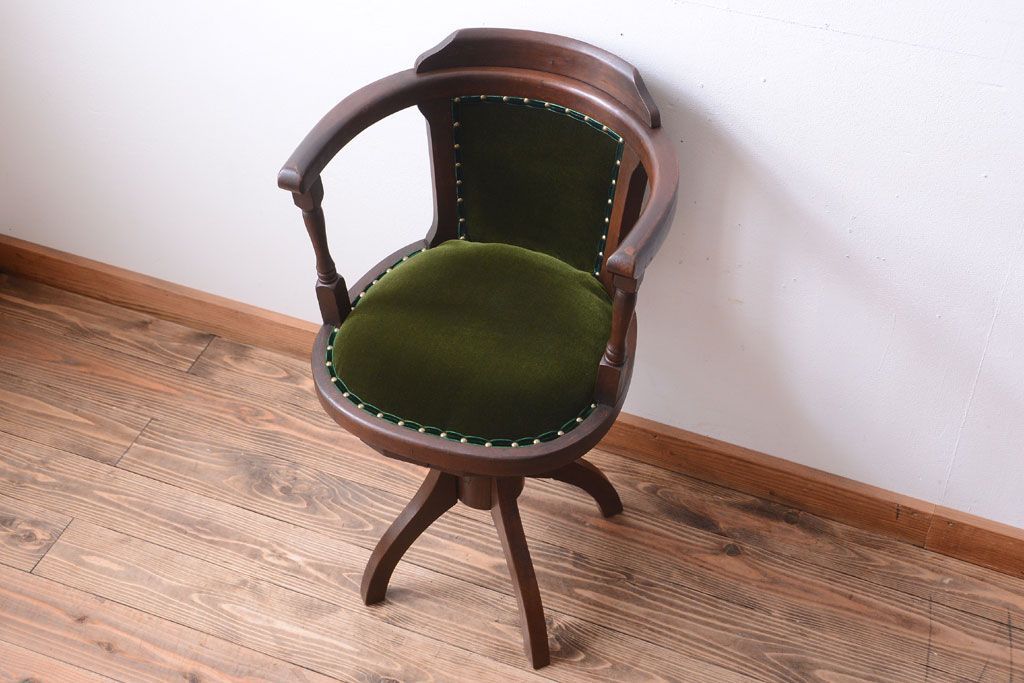 アンティーク家具　和製アンティーク　古いナラ材のシックな回転椅子