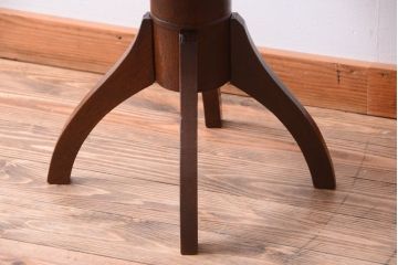 アンティーク家具　和製アンティーク　古いナラ材のシックな回転椅子