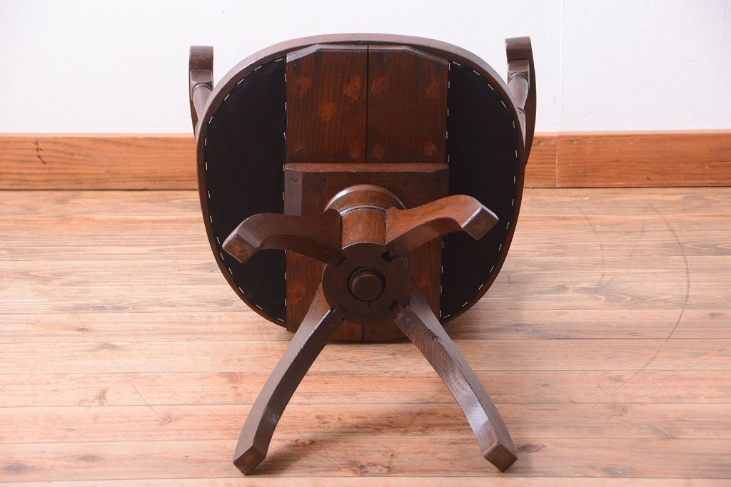 アンティーク家具　和製アンティーク　古いナラ材のシックな回転椅子