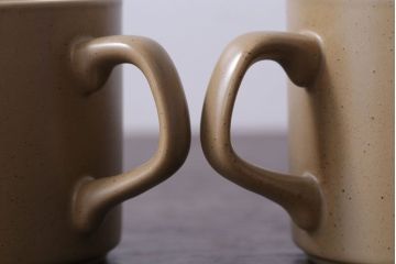 イギリスビンテージ　J&G　MEAKIN(ミーキン) TULIP TIME(チューリップタイム)シリーズ　カップ&ソーサー4客セット(洋食器)