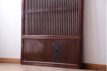 古民具・骨董　明治〜大正期　漆がきれいなガラス入りアンティーク蔵戸(玄関戸)