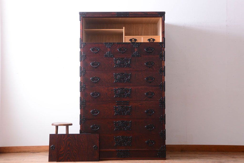 中古 伝統民芸家具 岩谷堂　戸棚付き2段重ね整理箪笥(定価約75万円)