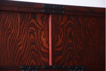 中古 伝統民芸家具 岩谷堂　戸棚付き2段重ね整理箪笥(定価約75万円)