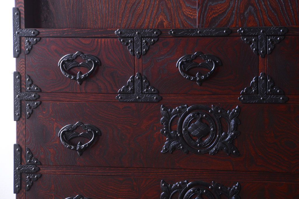 中古 伝統民芸家具 岩谷堂　戸棚付き2段重ね整理箪笥(定価約75万円)