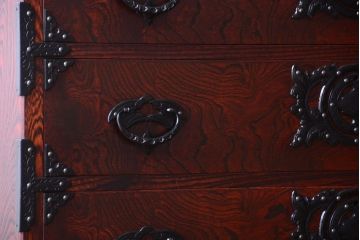 中古 伝統民芸家具 岩谷堂　戸棚付き2段重ね整理箪笥(定価約75万円)