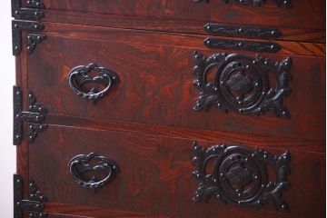 中古 伝統民芸家具 岩谷堂　戸棚付き2段重ね整理箪笥(定価約75万円)