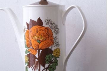 イギリスビンテージ　MARKS&SPENCER(マークス&スペンサー)　POPPIES(ポピーズ)シリーズ　ポット(洋食器)